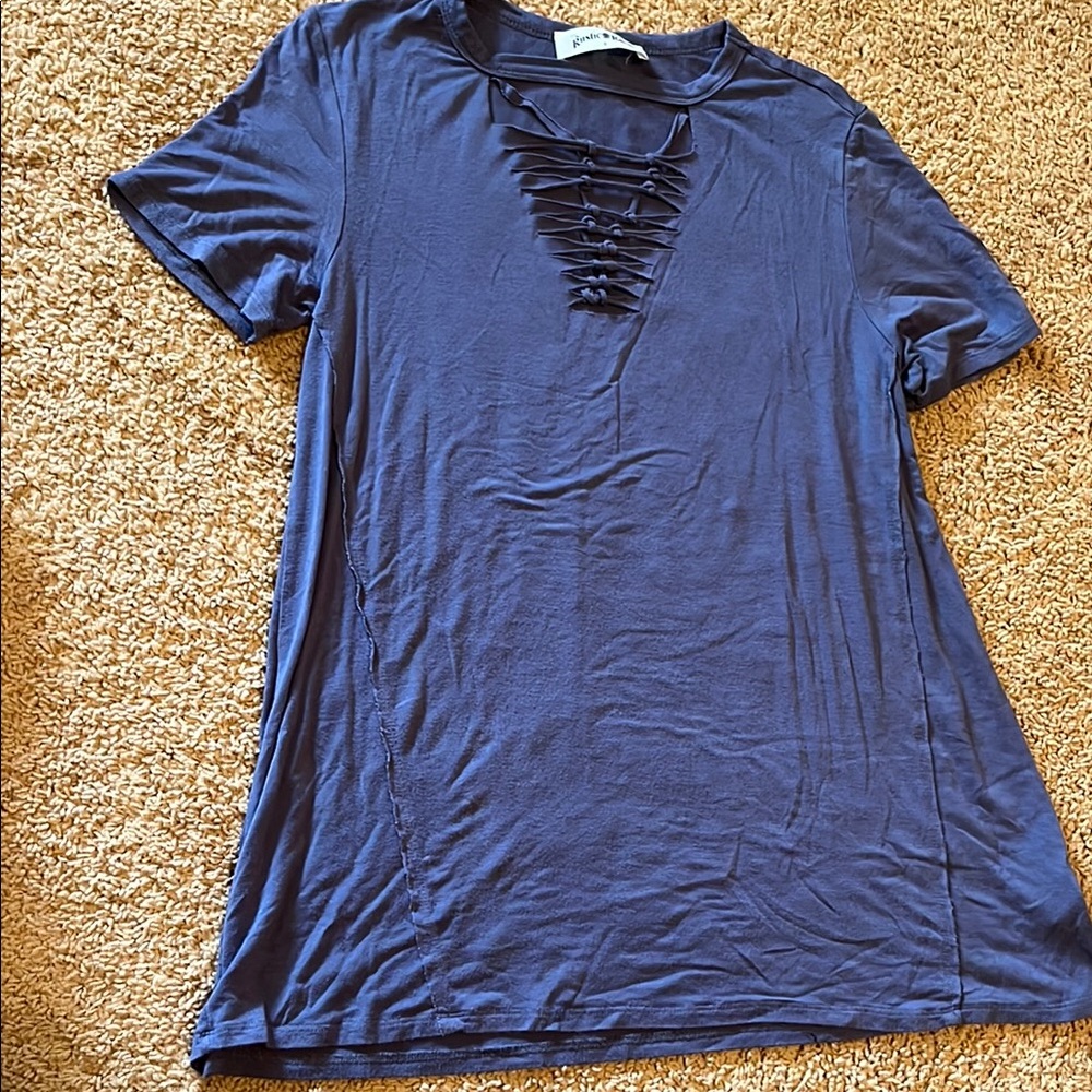 The rustic rack Cut-Out Short Sleeve T-Shirt